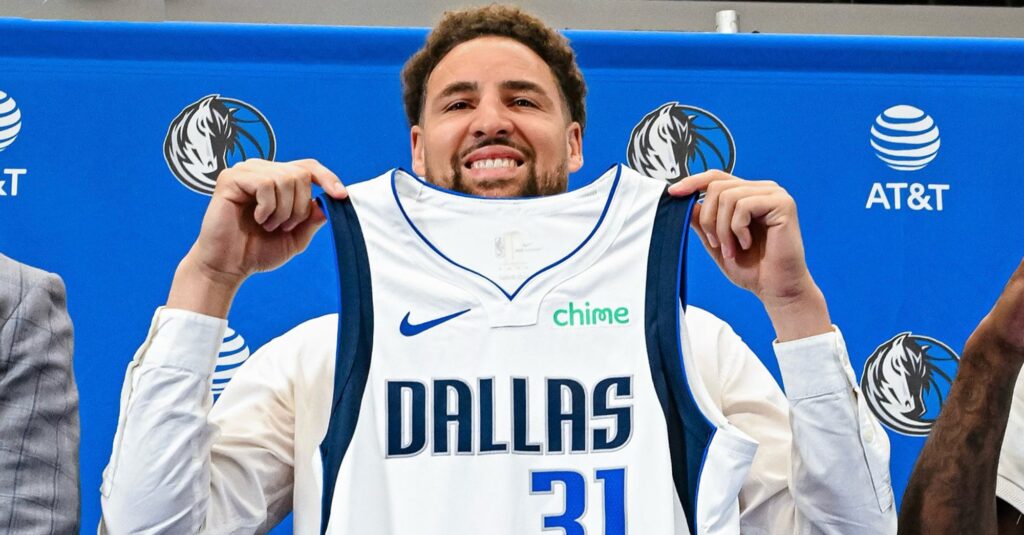 Klay Thompson sẽ giúp Dallas có thêm chiều sâu đội hình