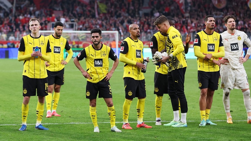 Dortmund thi đấu không ổn định tại Bundesliga