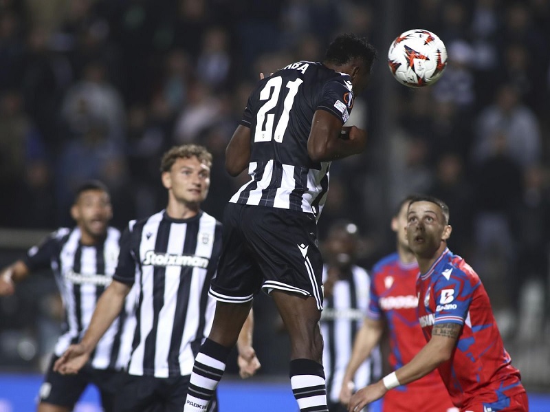 PAOK đối mặt thử thách khó khăn